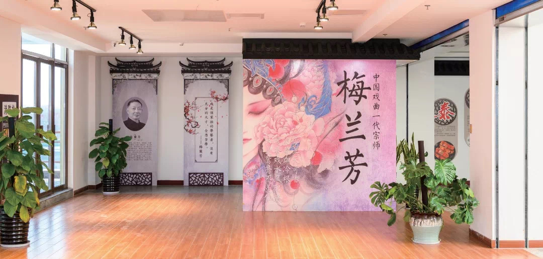 服務區+旅游2.JPG